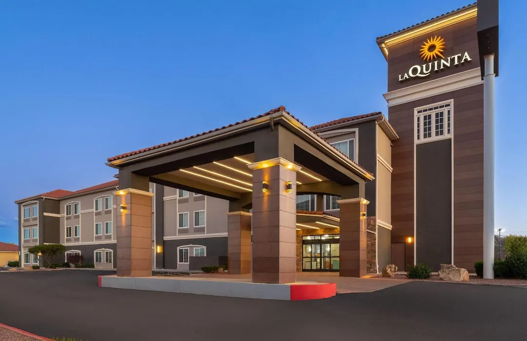 La Quinta By Wyndham Gallup-1
