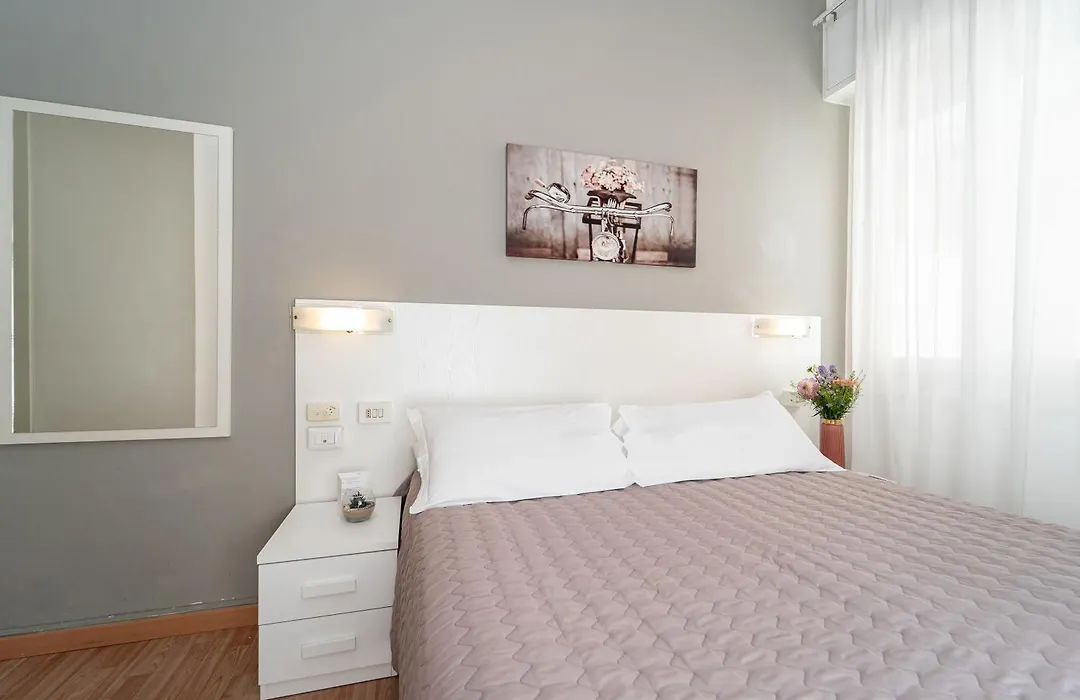 Amadei Hotel Blumen-1