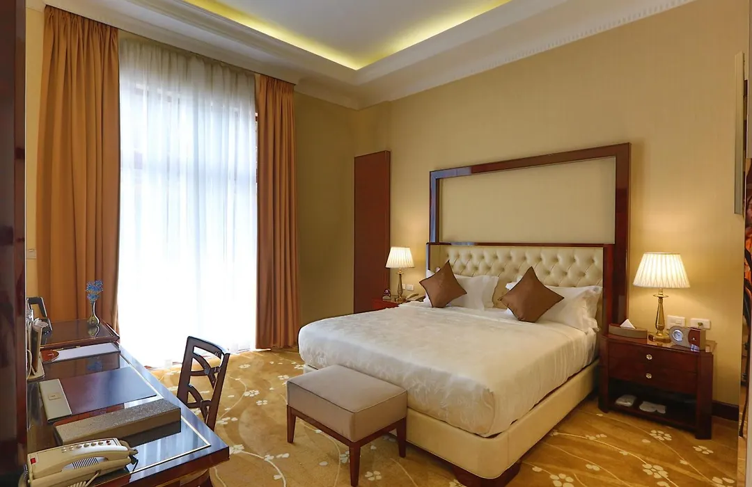Sapphire Addis-1