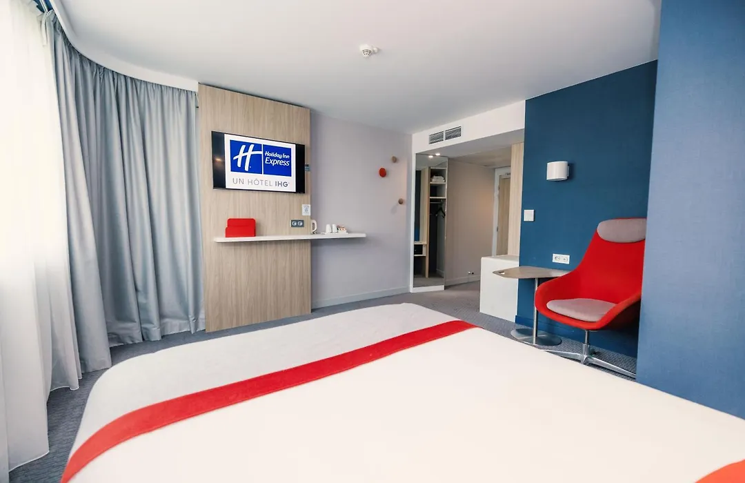 Holiday Inn Express - Paris - Cdg Airport By Ihg-1