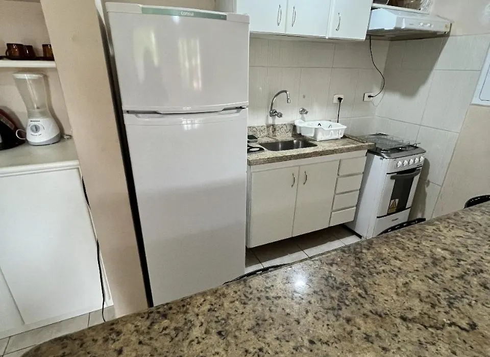Amarilis Flat Service-1