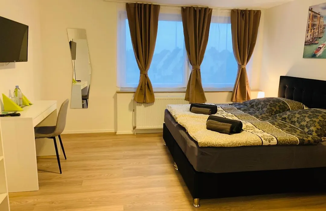 Checkinn Hotel-1