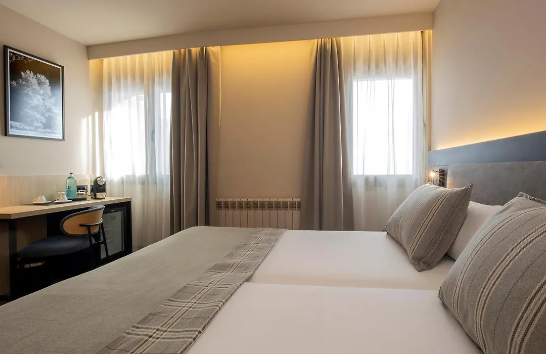 Hotel Màgic Pas-1