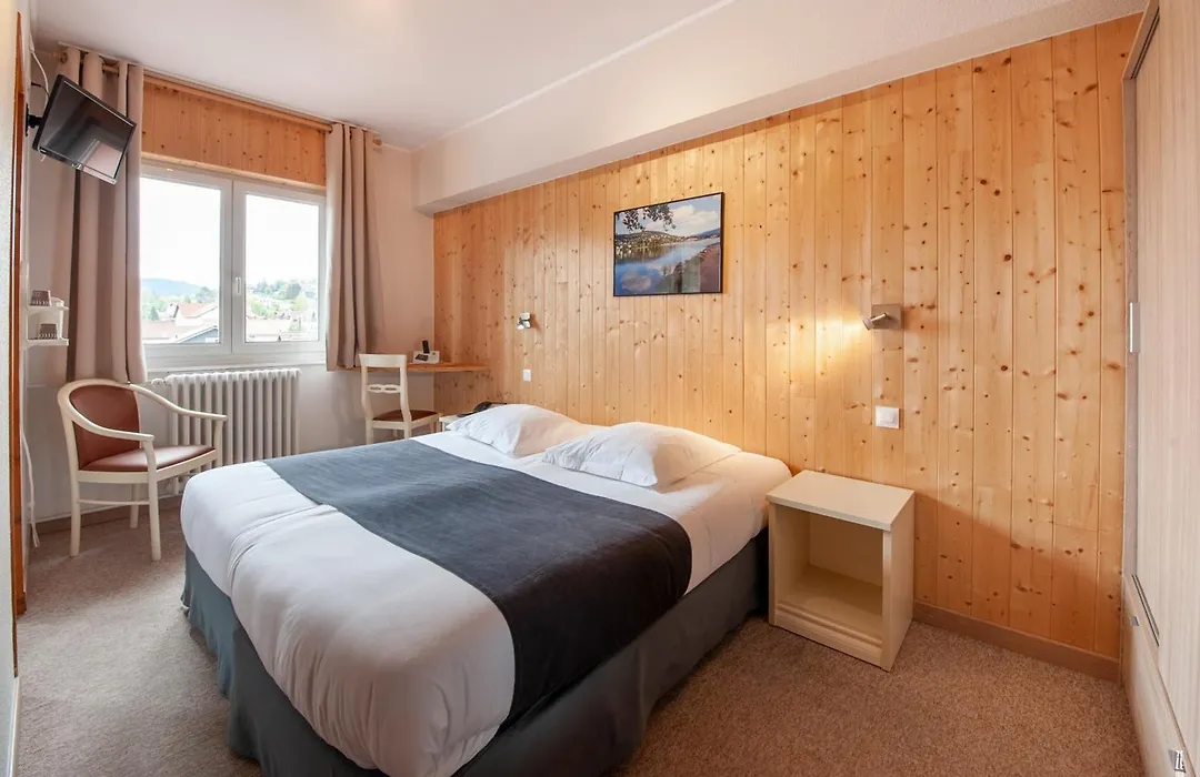 Hotel De La Route Verte-1