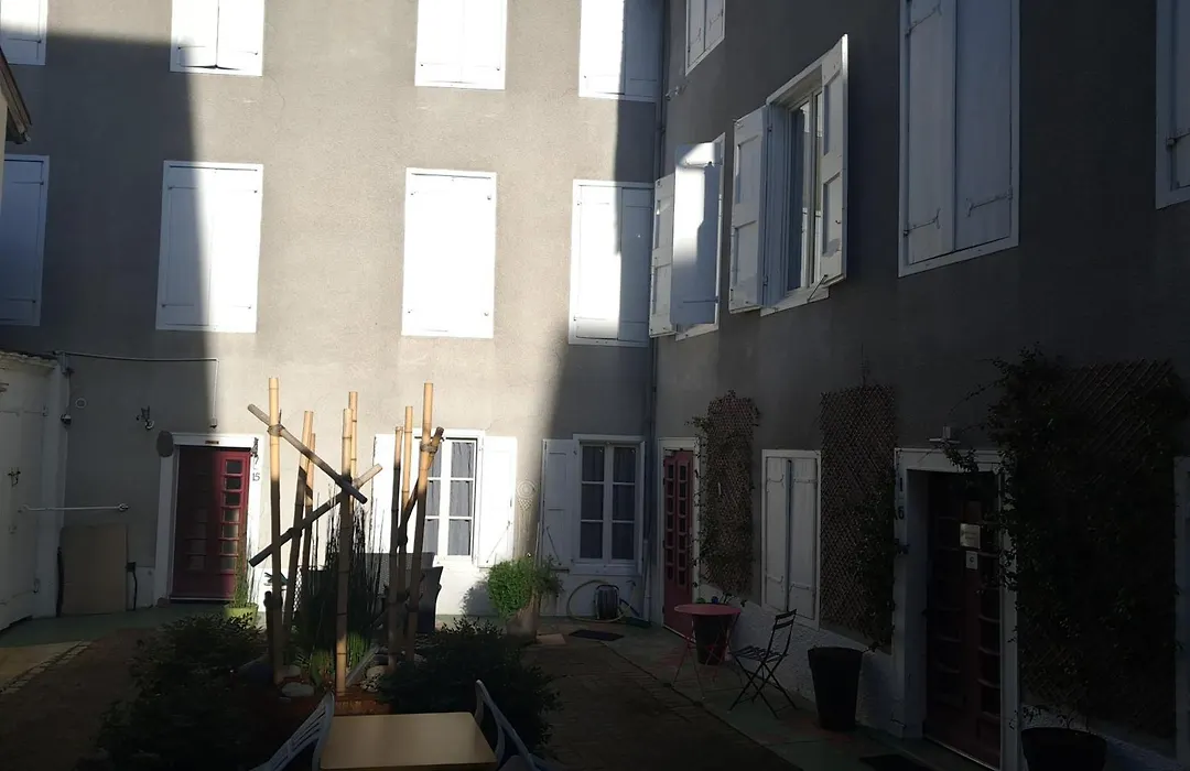 Hôtel Confort 09 ou HC-09-1