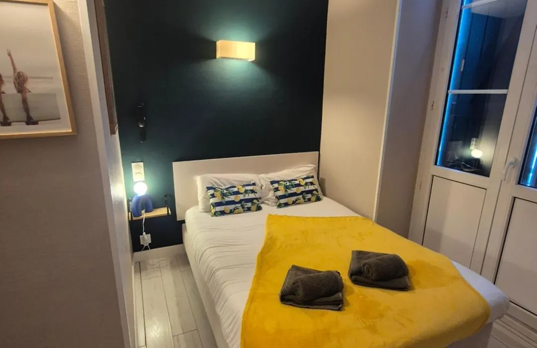 Hotel Saint James-1