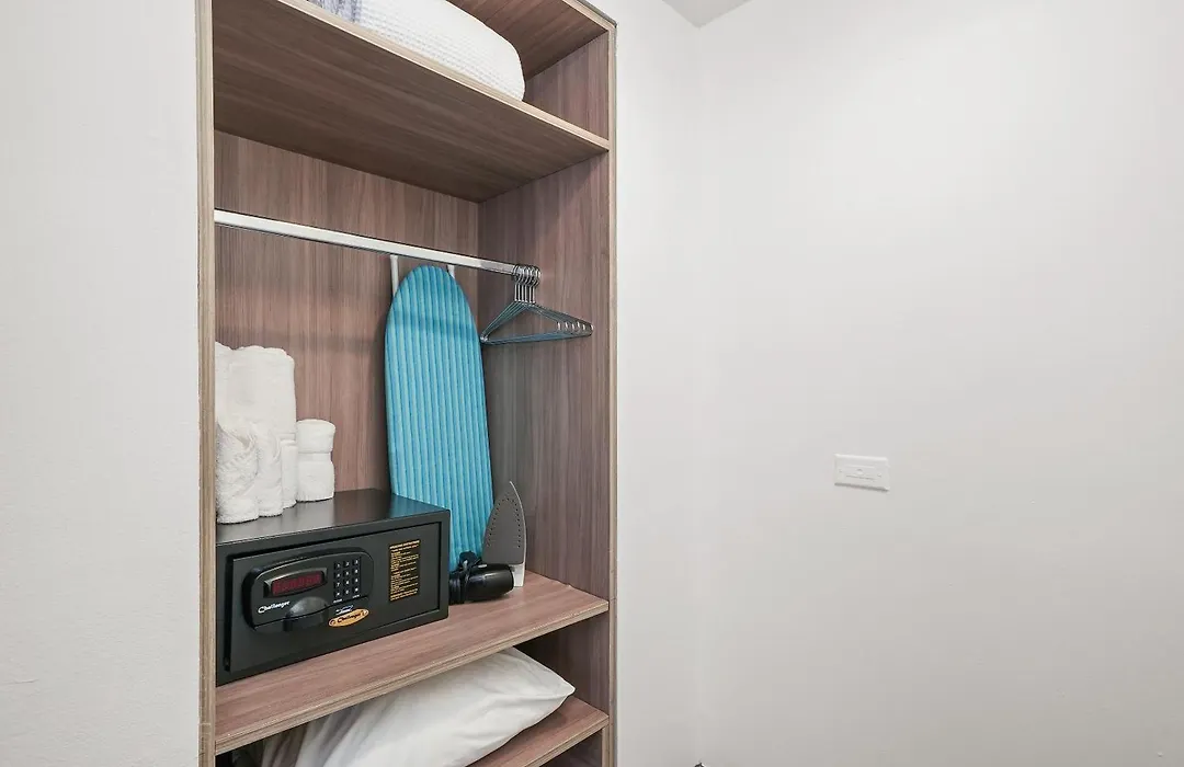 Metropole Suites South Beach-1
