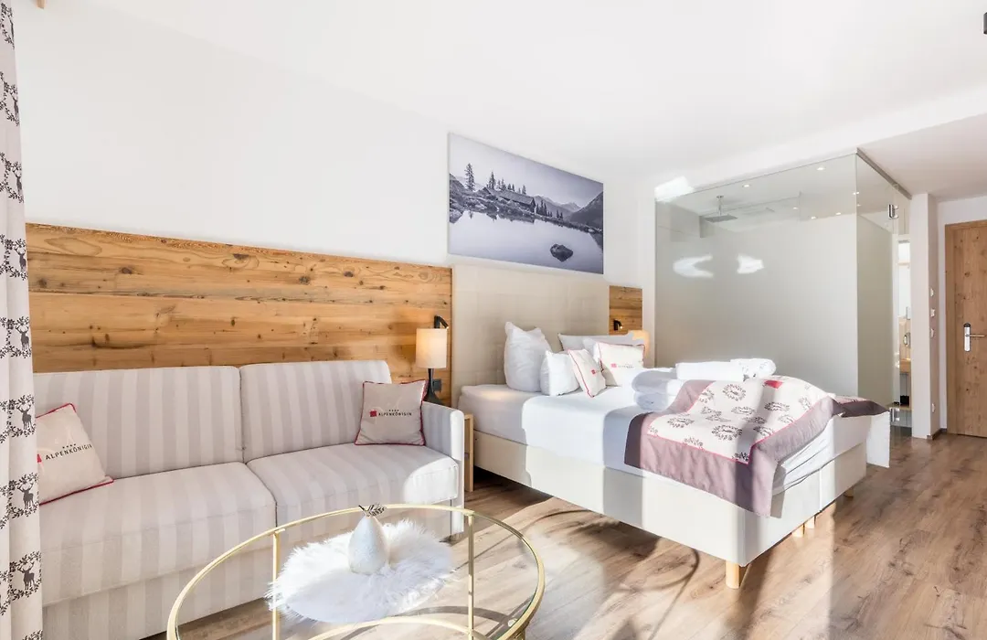 Hotel Alpenkönigin - ALPINE LUXURY - Sommer Silvretta Premium Card inklusive-1
