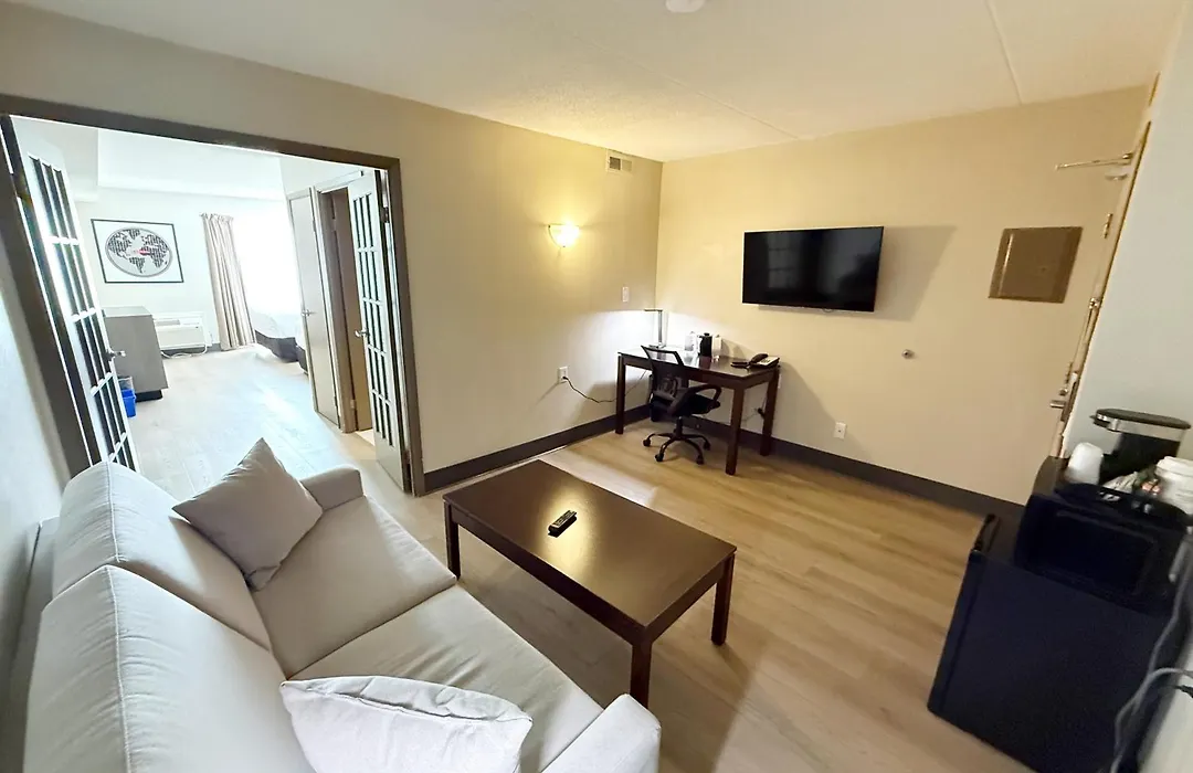Ramada Plaza By Wyndham Niagara Falls-1