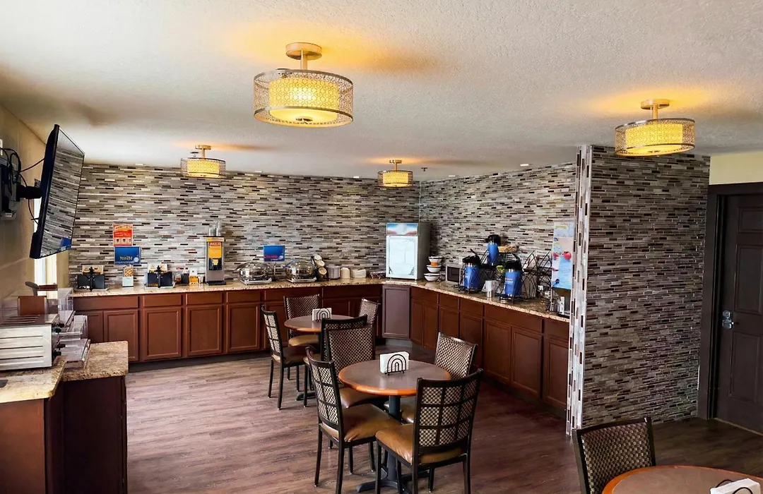 Best Western Norwalk-1