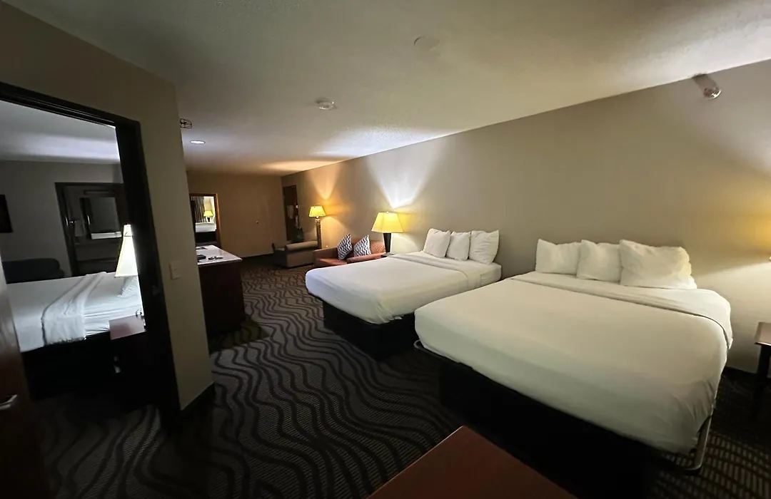 Baymont Inn & Suites By Wyndham Lincoln Ne-1