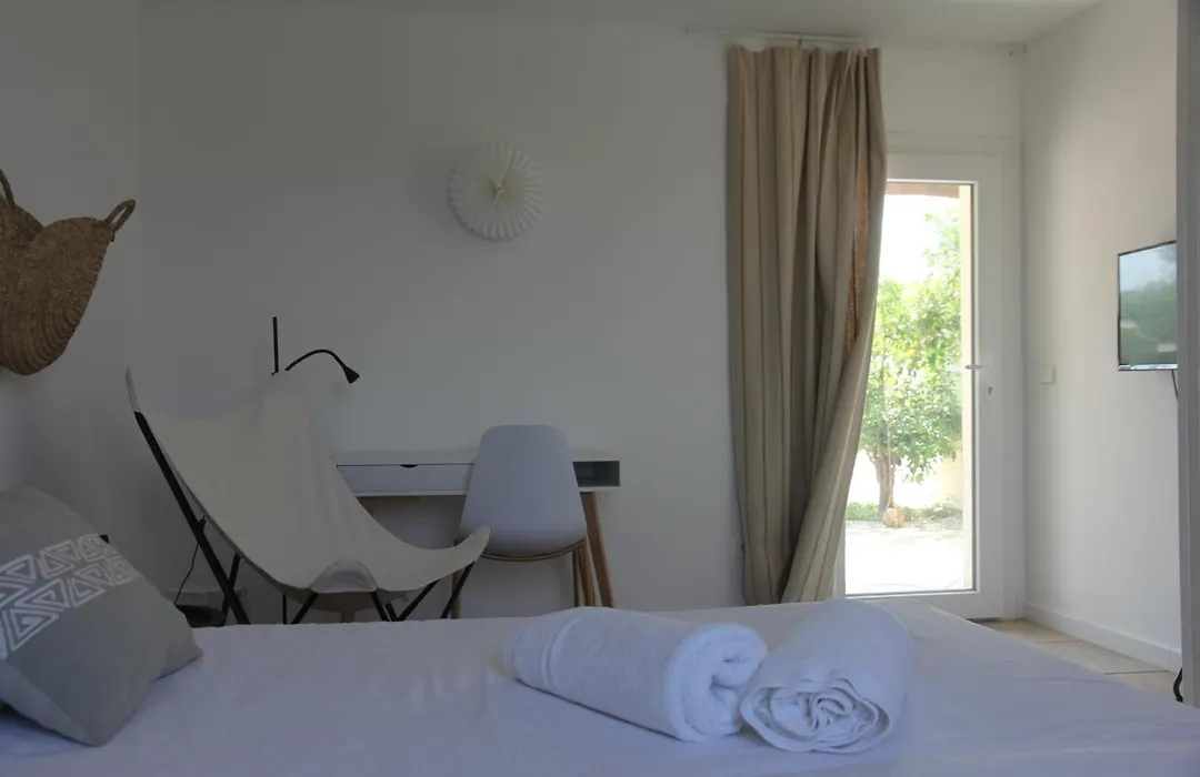 Hotel Fundació L'Olivar-1