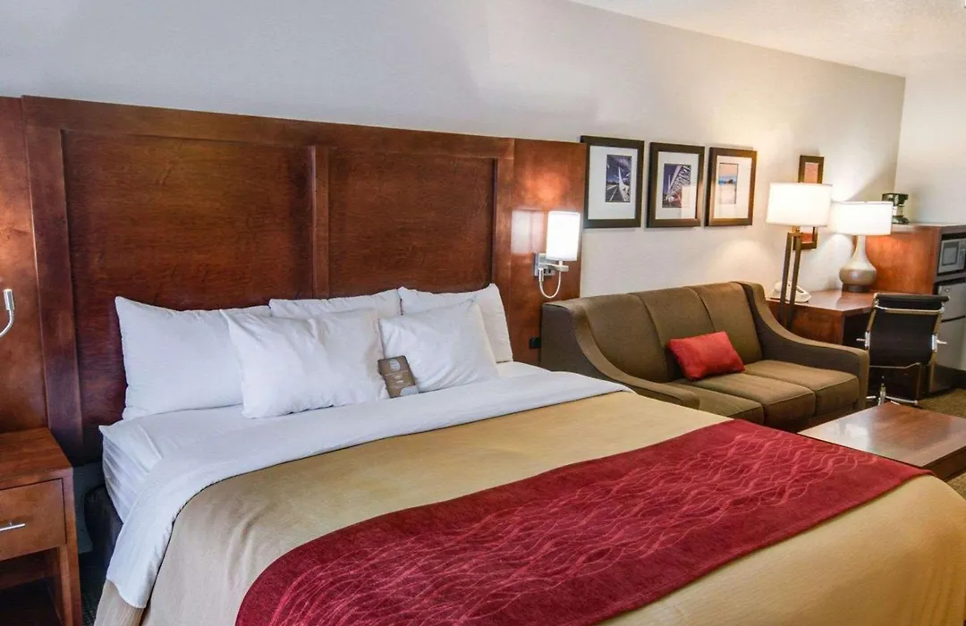 Comfort Inn Redding Near I-5-1