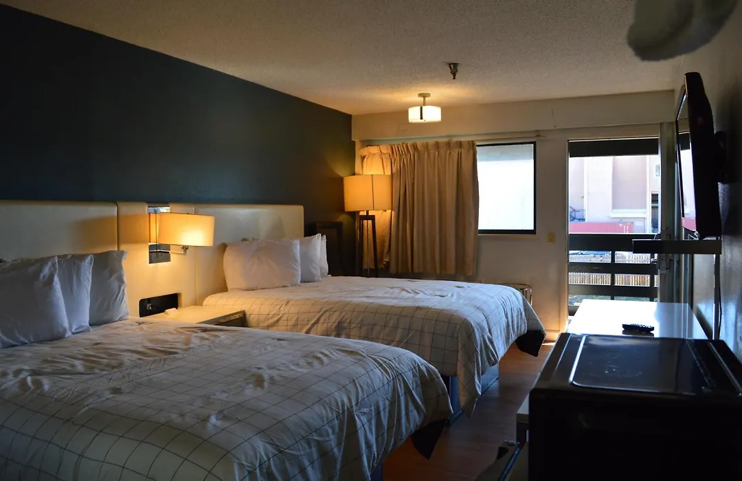 Bay Inn-1
