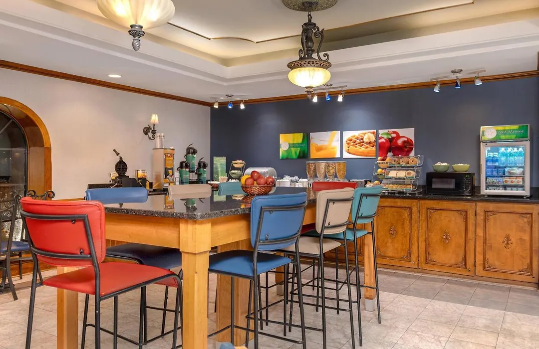 Quality Inn South Hill I-85-1