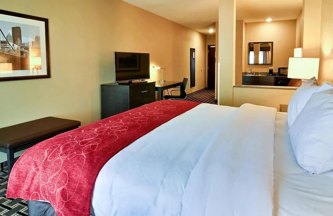 Comfort Suites Uniontown-1