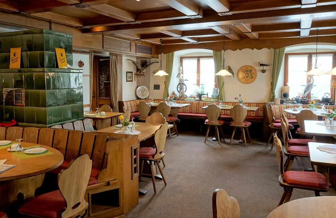 Historisches Genusshotel Löwen-1