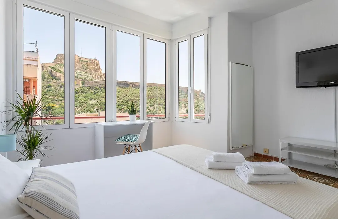 Casa Mila Sv19 Guesthouse-1