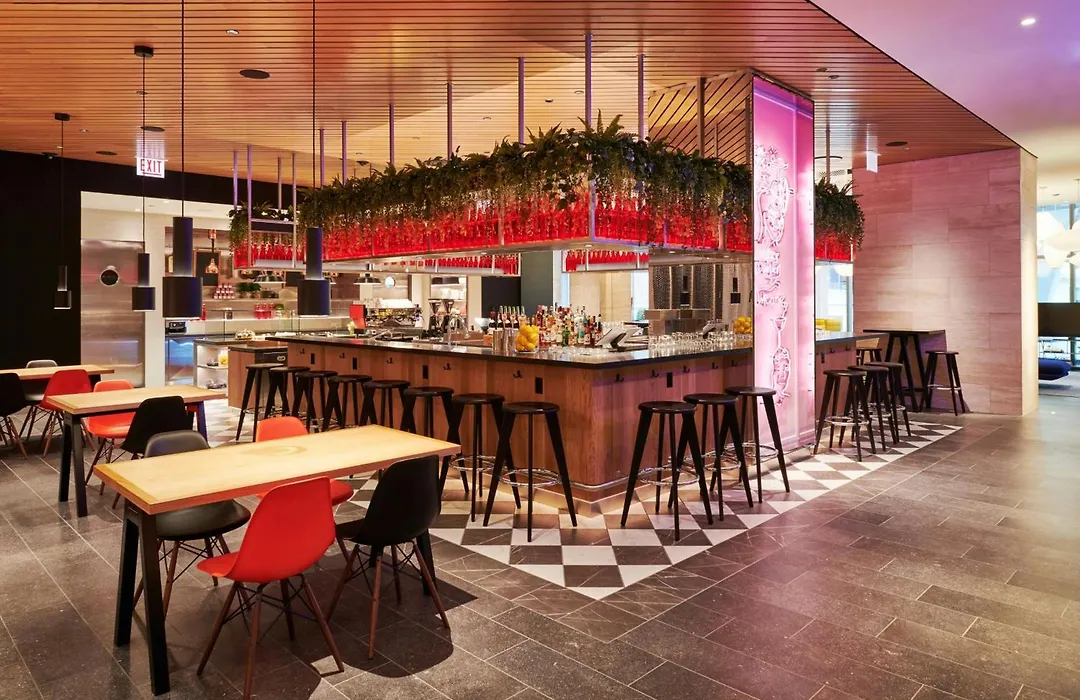 Citizenm Chicago Downtown-1