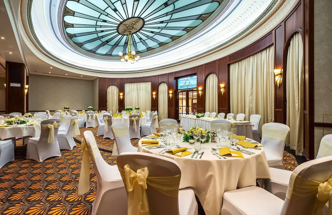 Radisson Blu Carlton Hotel, Bratislava-1
