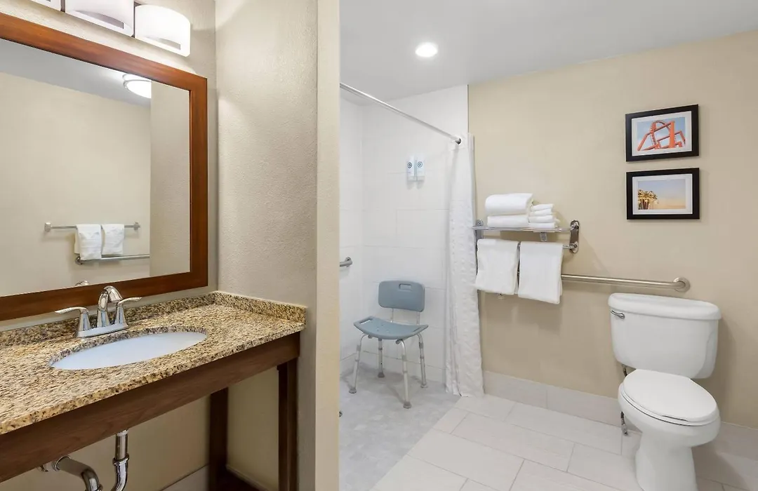 Comfort Suites Near Universal Orlando Resort-1