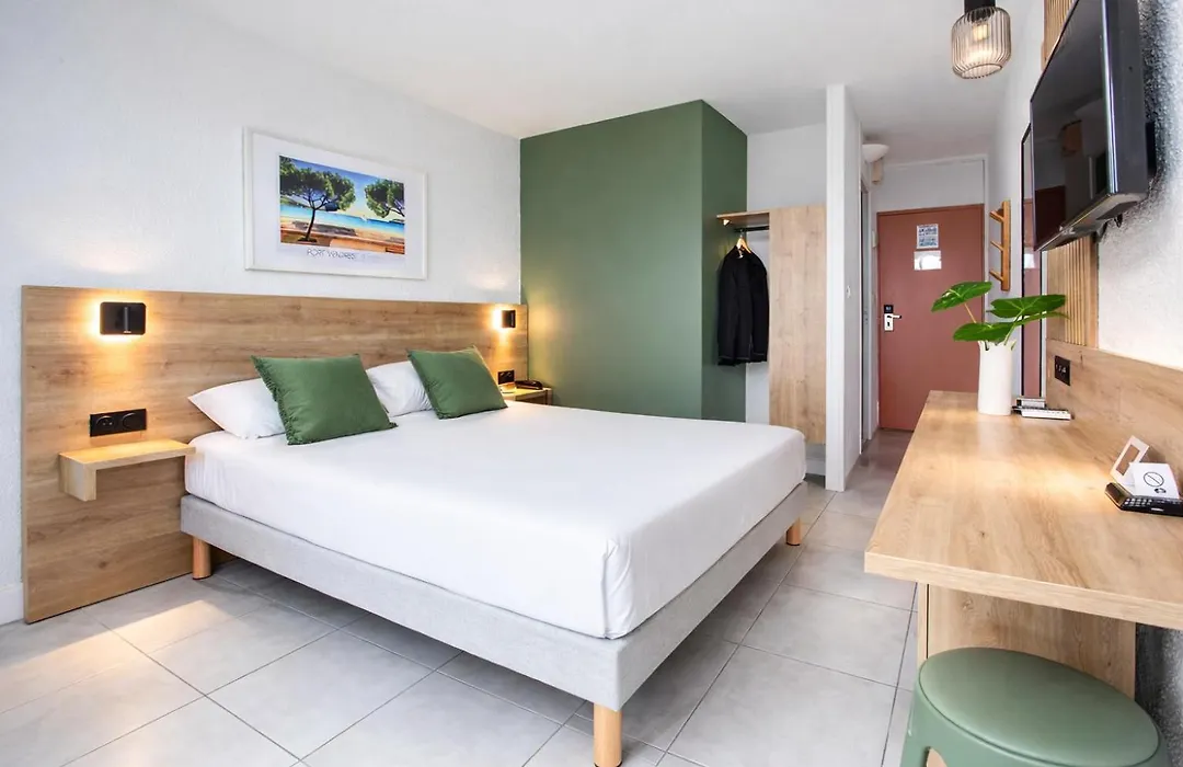 Hotel Centre Plage-1