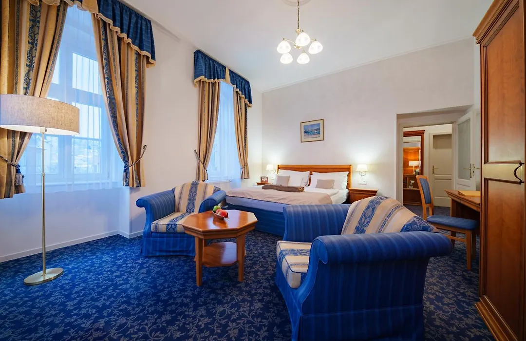 Hotel Ontario-1