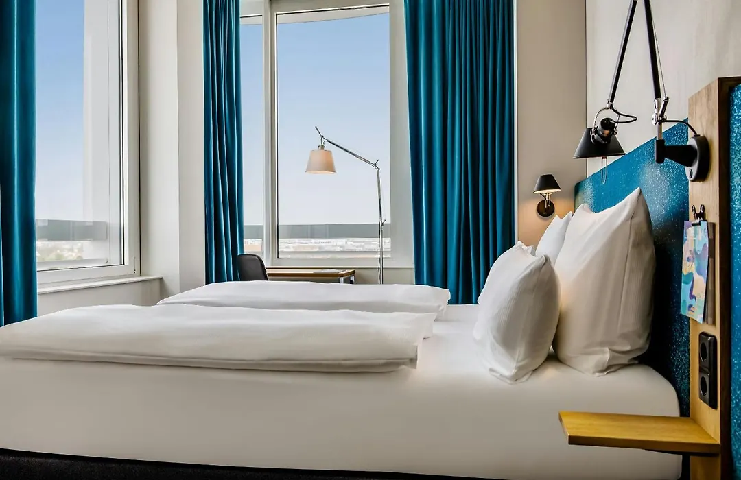 Motel One München-Campus-1