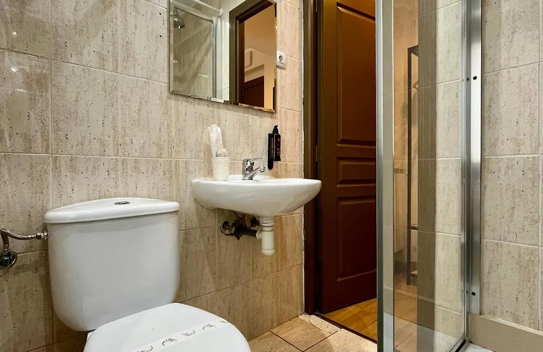 Hotel Niu A 50 M Del Funicamp-1