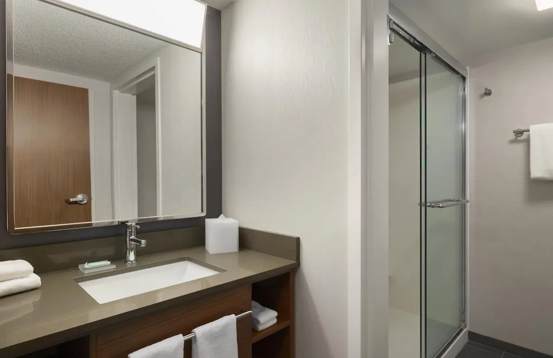 Courtyard By Marriott Kokomo-1