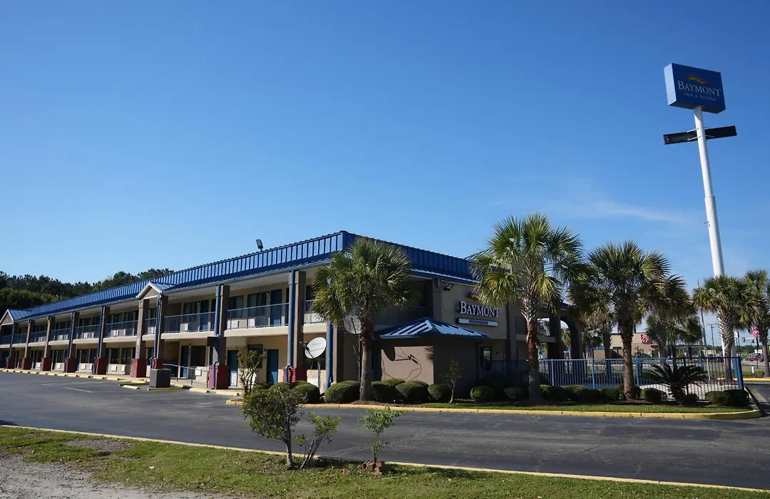 Baymont By Wyndham Manning-1