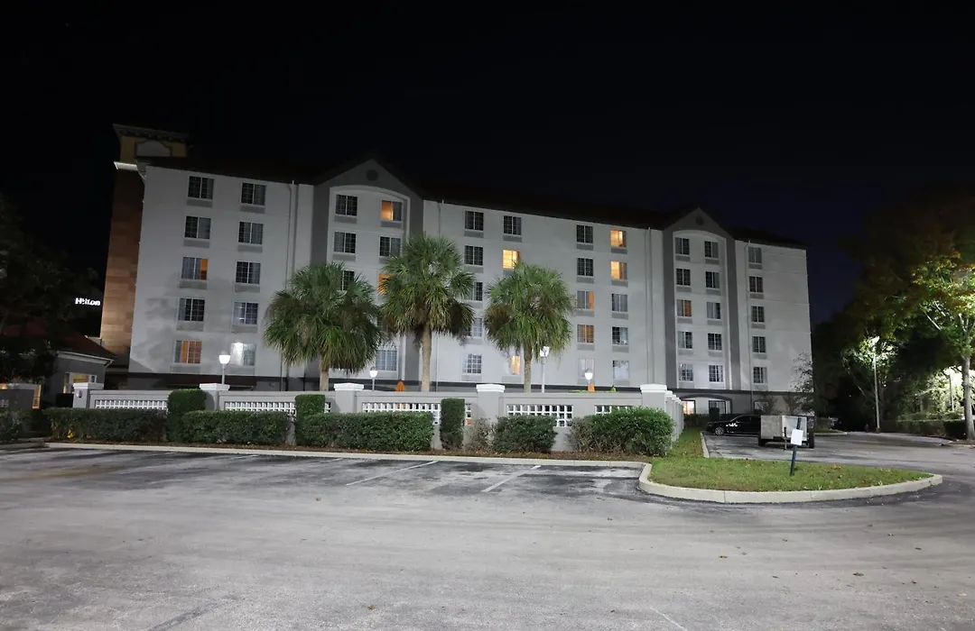 La Quinta Inn And Suites By Wyndham, Ocala-1
