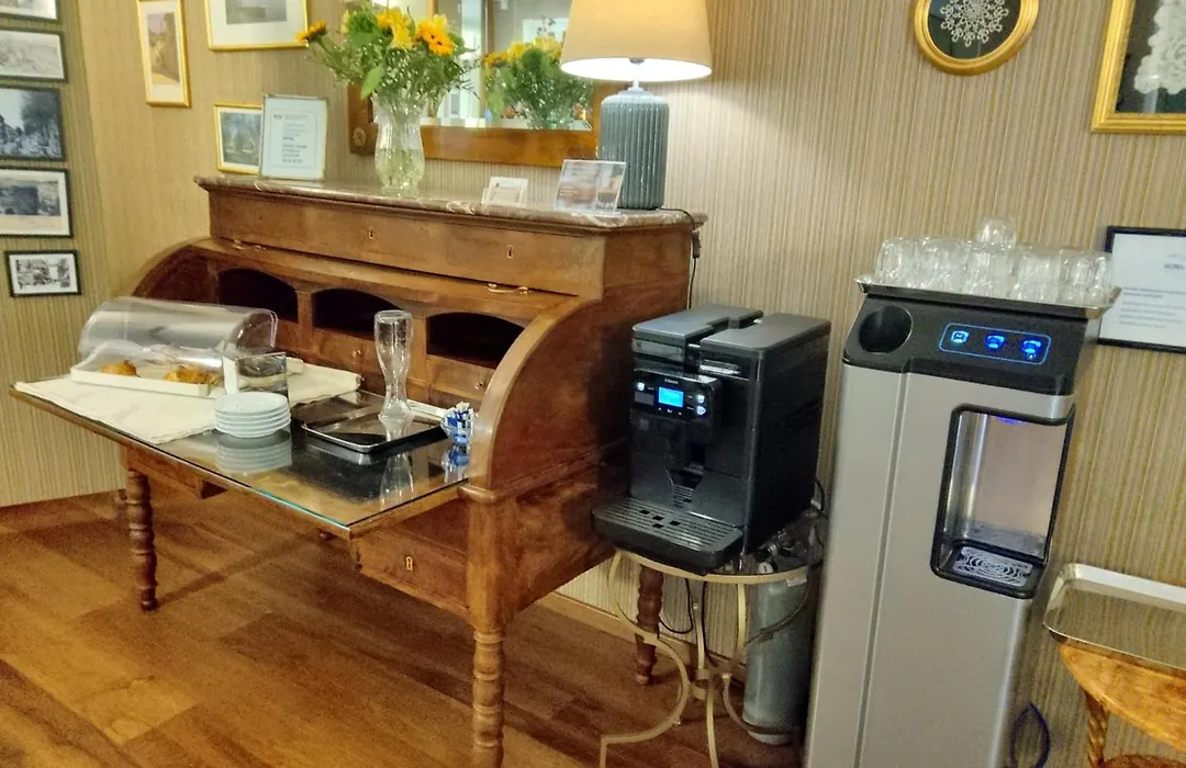 Hotel Roma E Rocca Cavour-1