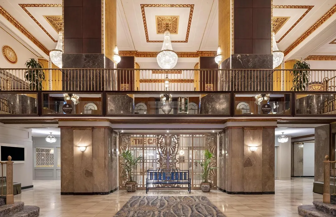 Hilton Milwaukee-1