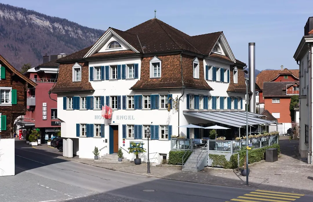 Hotel Engel-1