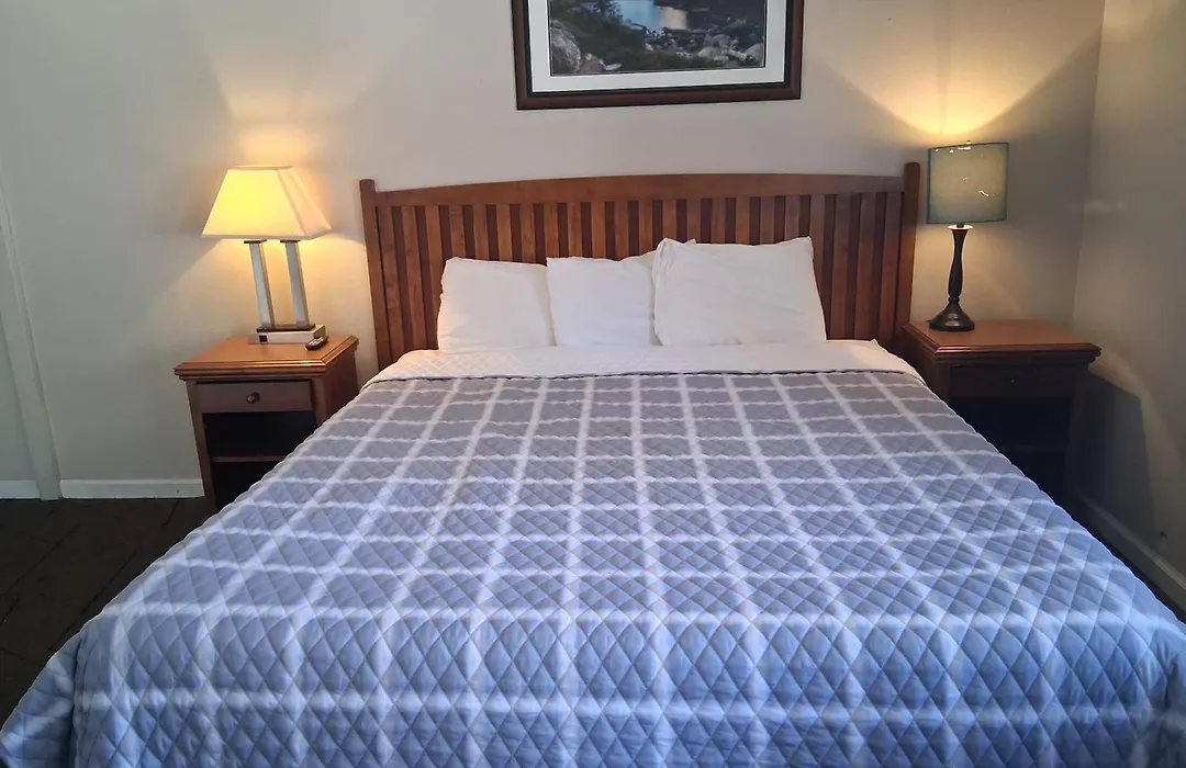 A&A Lake Tahoe Inn-1