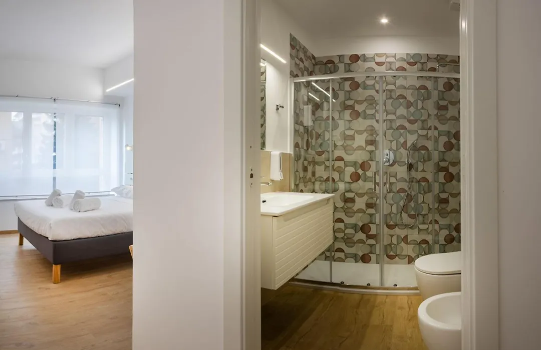 Romecooksea Guest House-1
