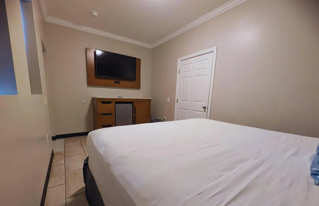 Coastal Sands Inn-1