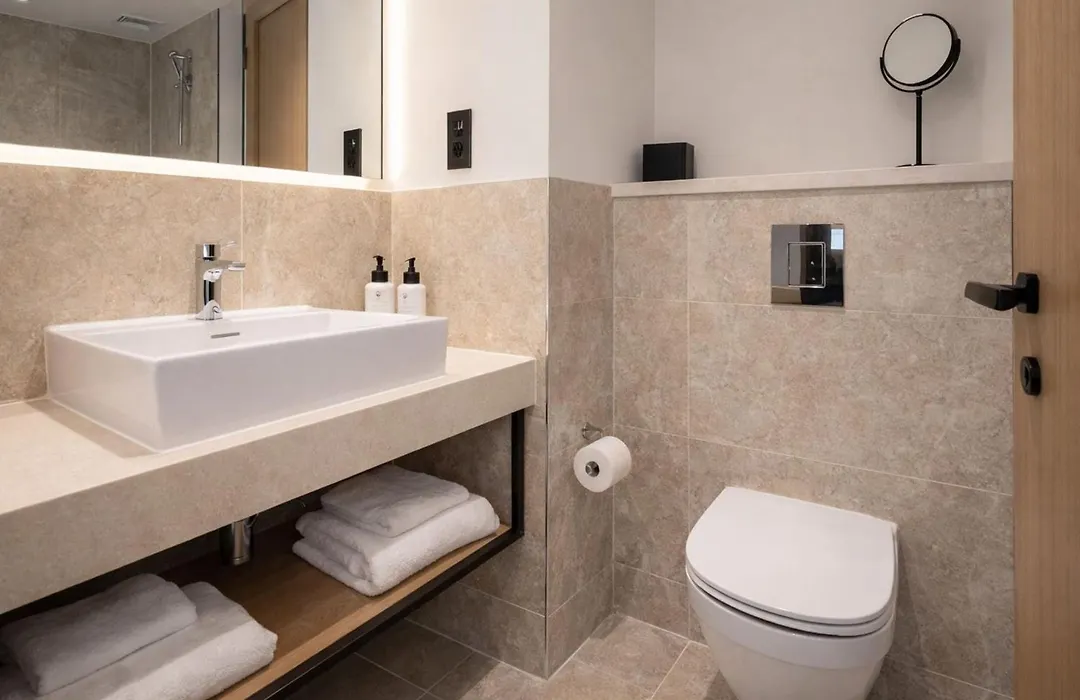 Holiday Inn London Camden Lock By Ihg-1
