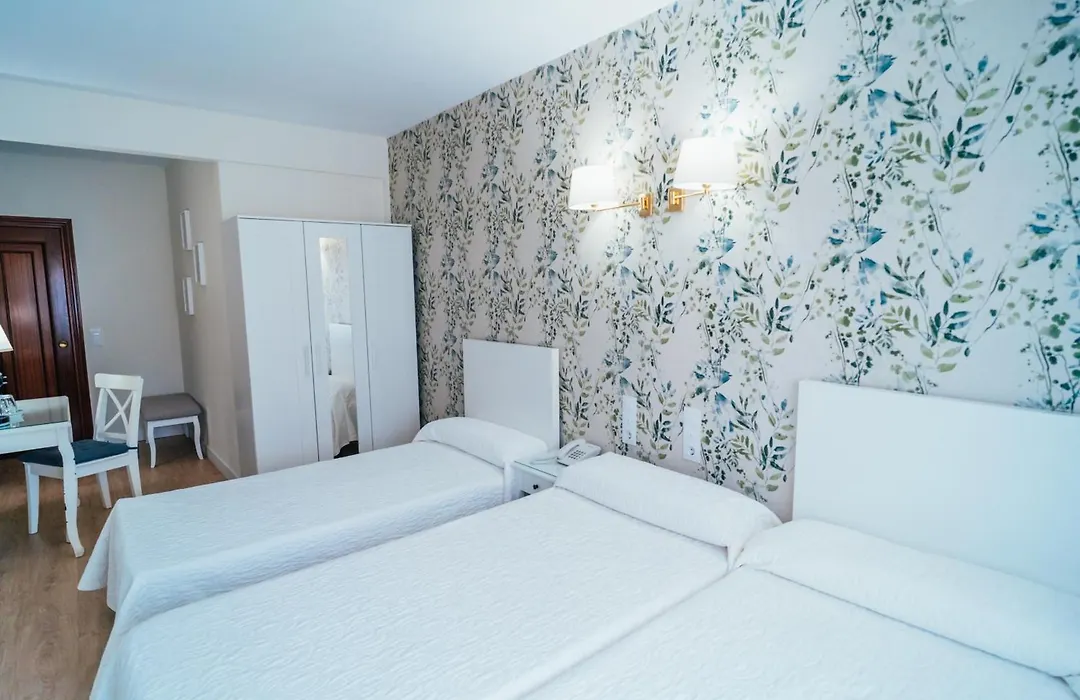 Hostal Cortes-1
