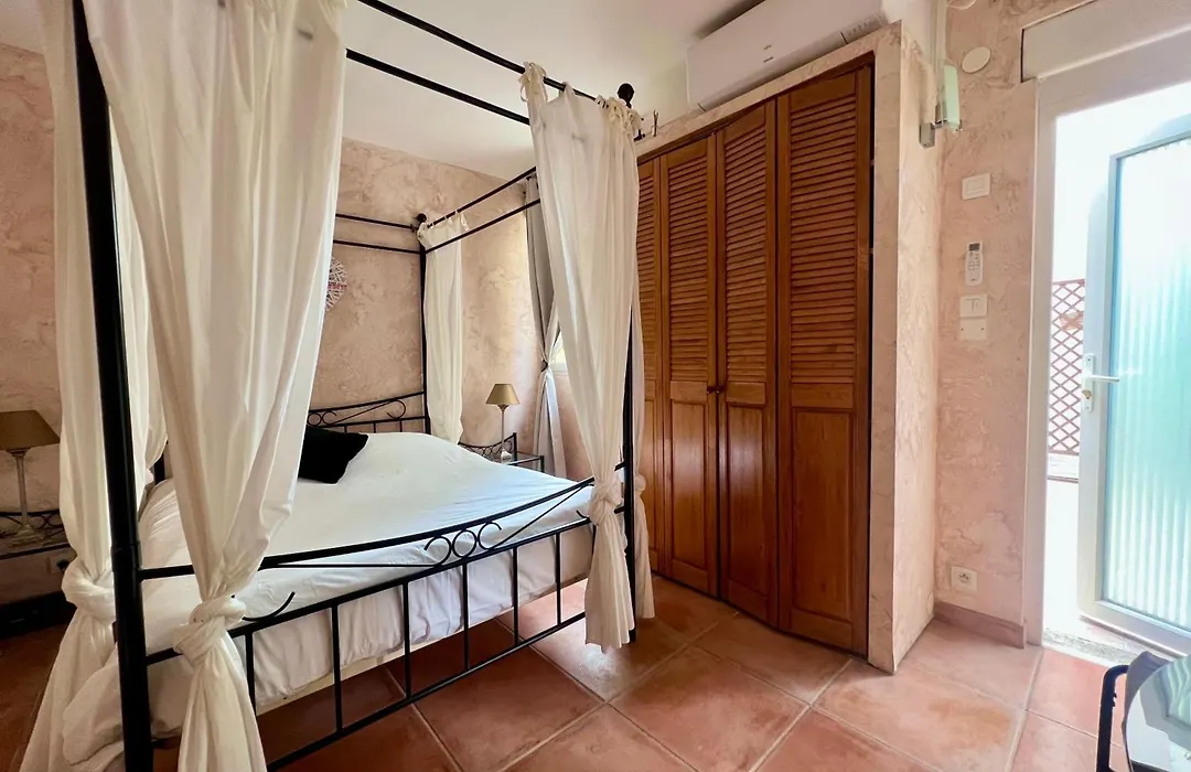 Hotel Les Grenadines-1