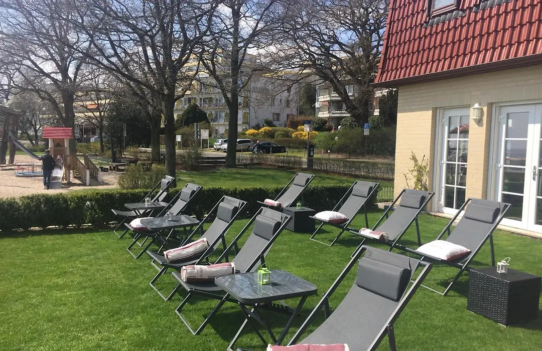Strandhotel Grömitz-1