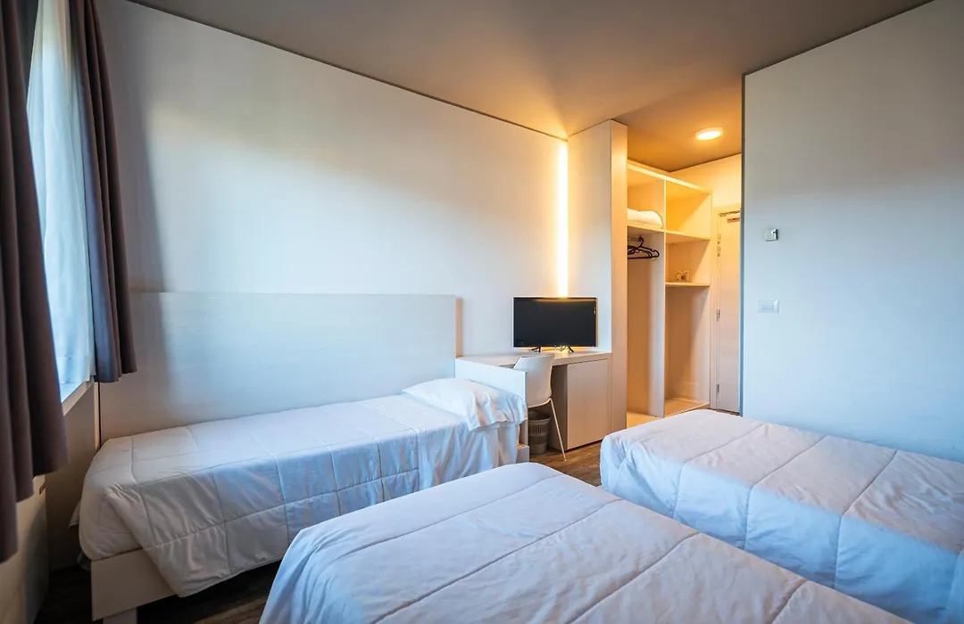 Hotel Albatros-1