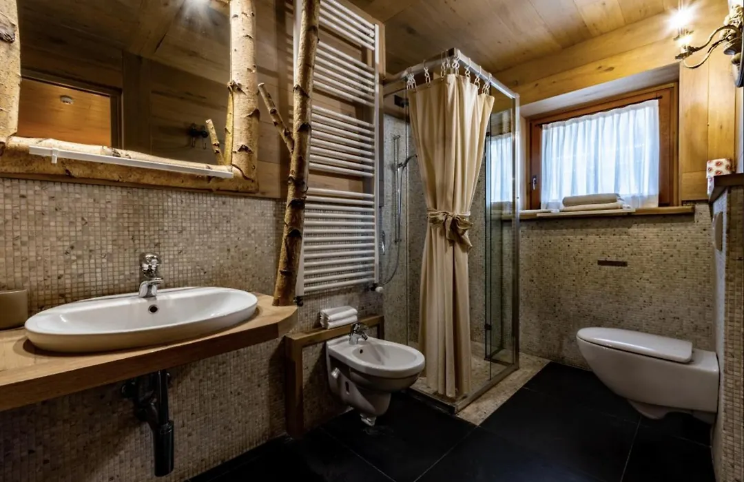Hotel Letterario Locanda Collomb-1