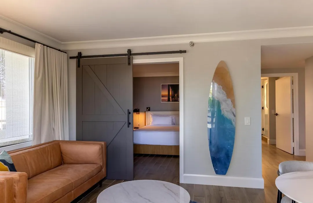 The Waterfront Beach Resort, A Hilton Hotel-1