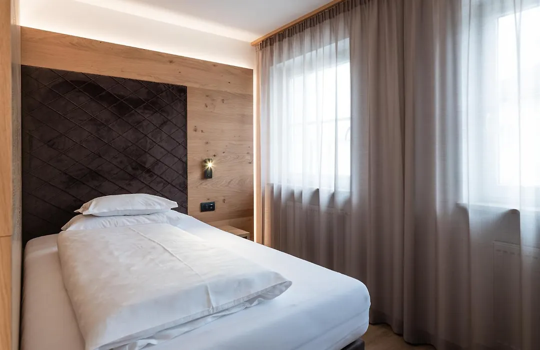 Hotel Blitzburg-1