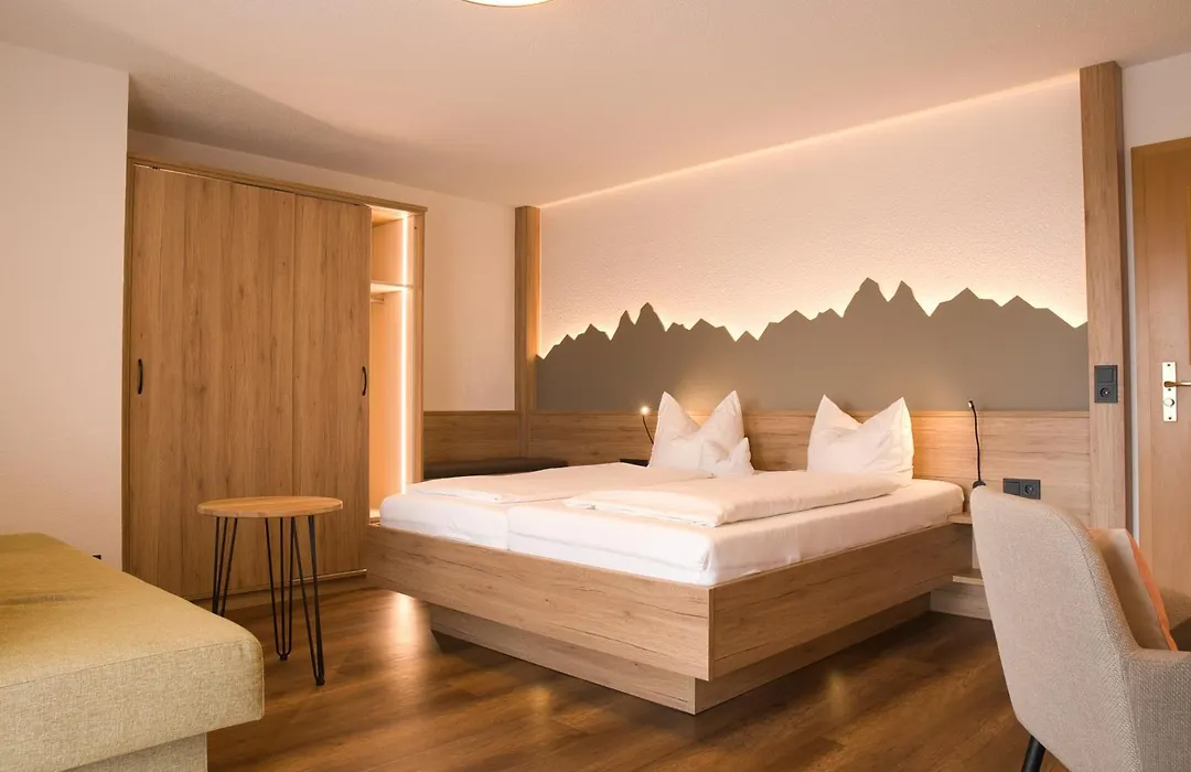 Landhotel Schellenberg-1