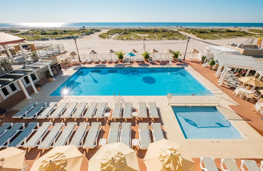 Reges Oceanfront Resort-1