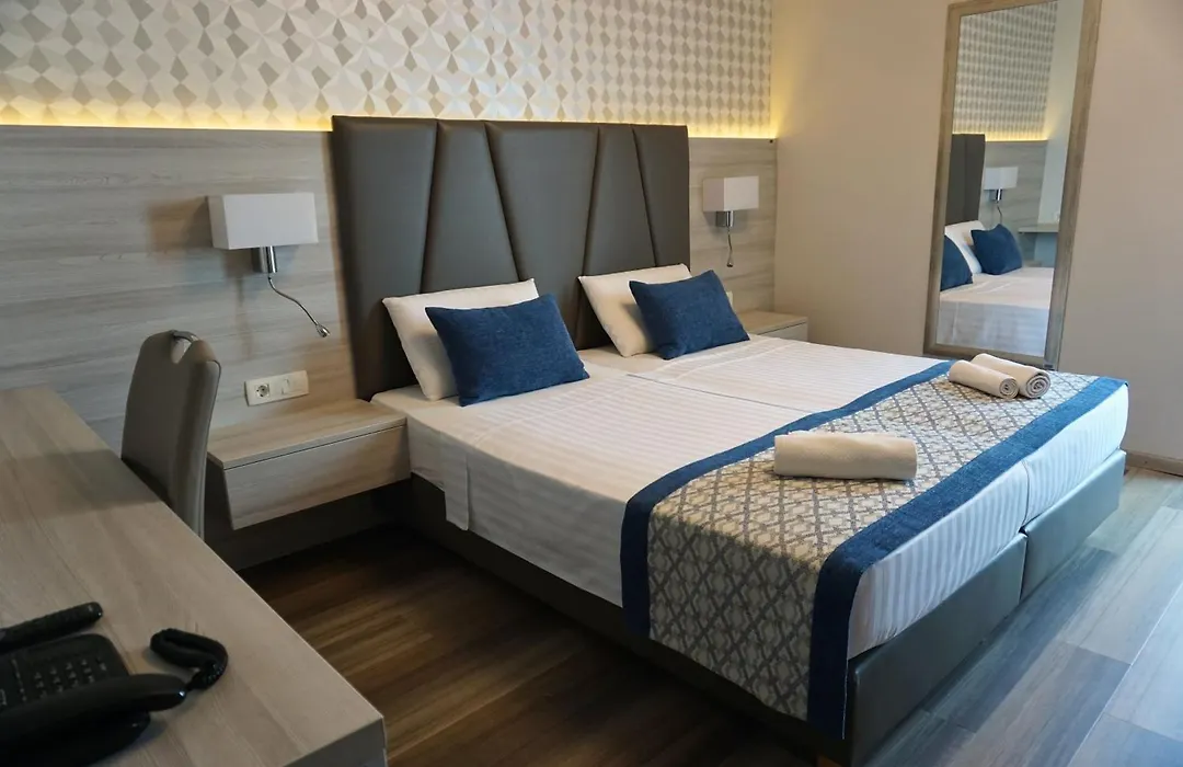 Hotel Fiesa-1