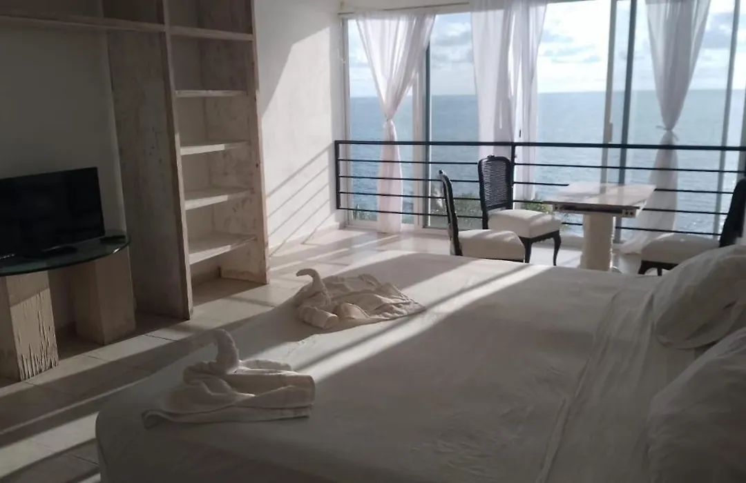 Cocos Camp (Adults Only)-1